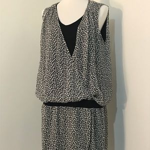 Black/white heart print drop waist dress size 16